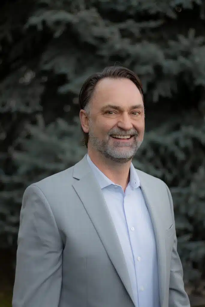 Chad Majors, FINANCIAL ADVISOR